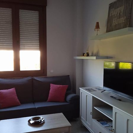 Estudio Fibes-Lux Sevilla Luaran gambar