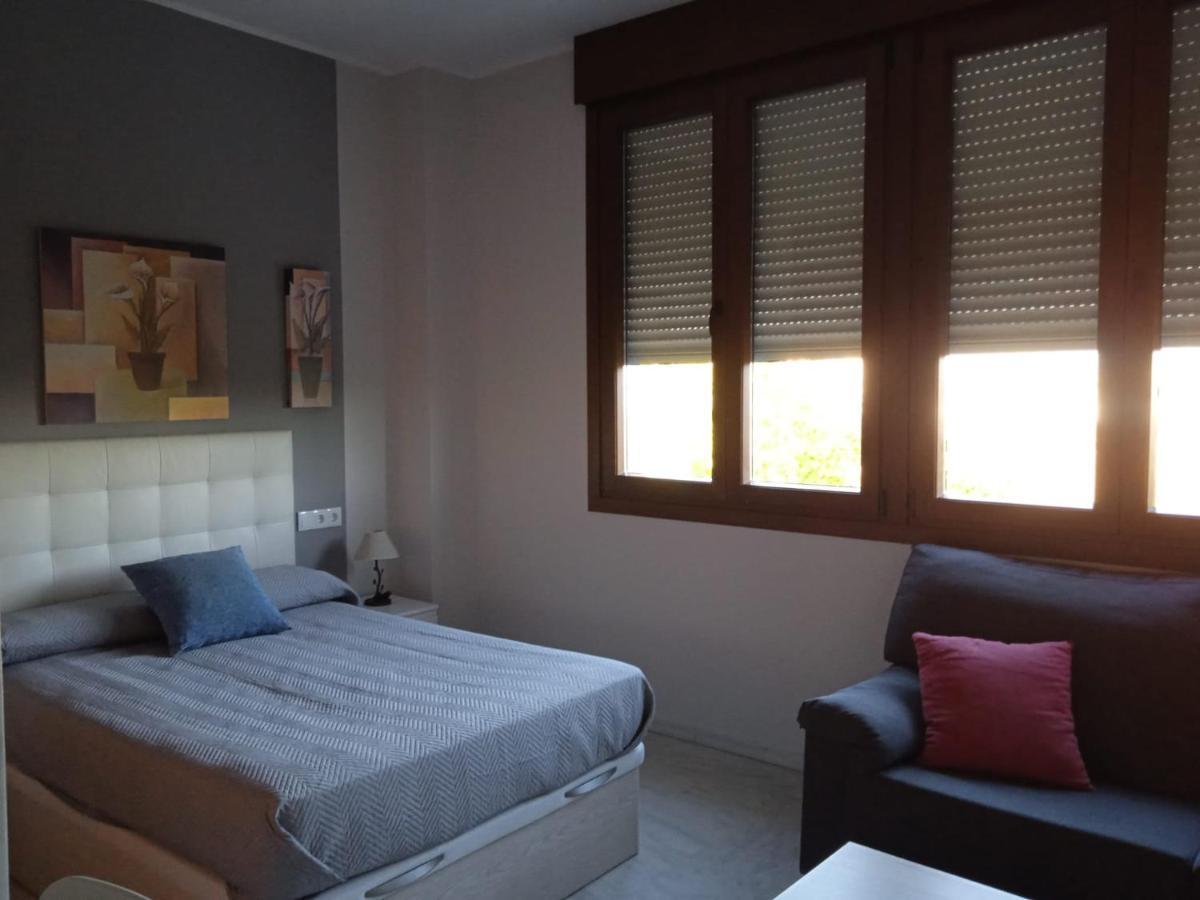 Estudio Fibes-Lux Sevilla Luaran gambar